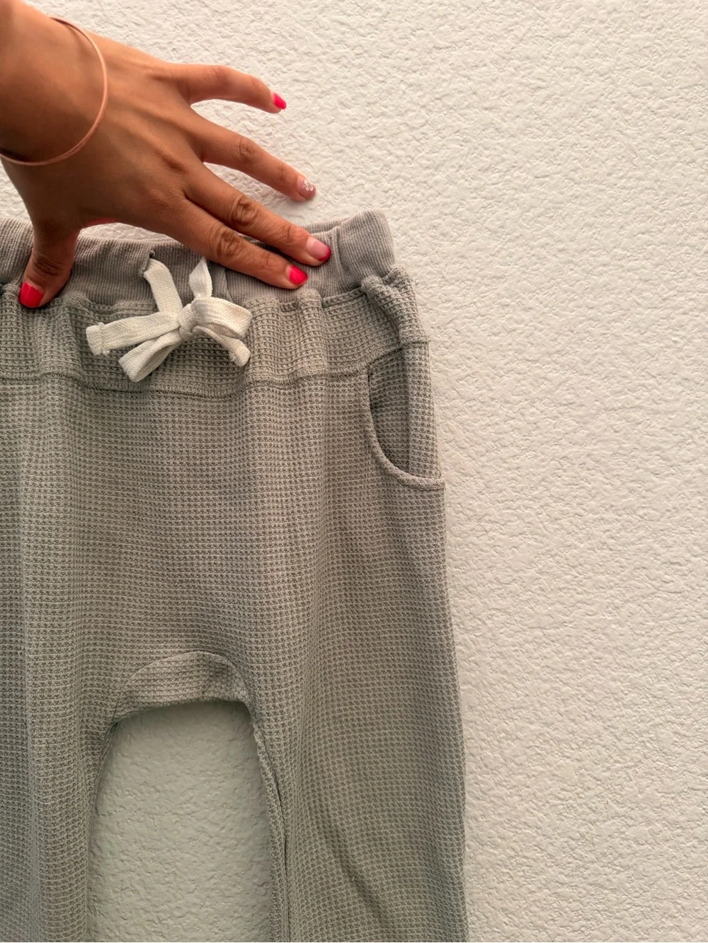 Little Bipsy Neutral Waffle Knit Jogger Set - Light Gray